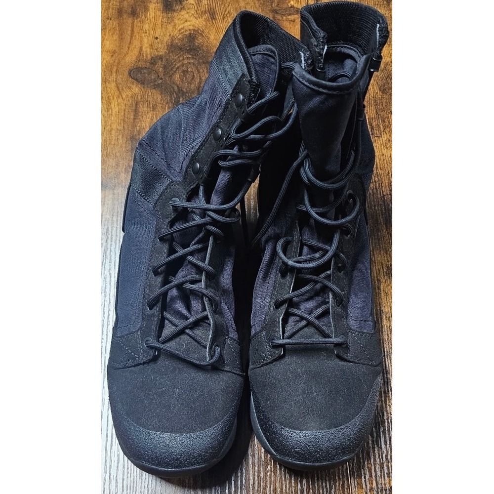 Danner Mens Tachyon Black Gore Tex Breathable Lining 8" GTX Lightweight Boots 10